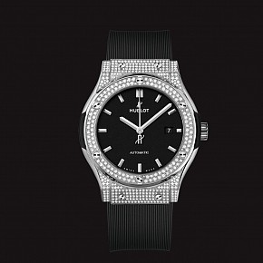 Hublot Classic Fusion Titanium Black Pave Diamonds 42mm Dây Cao Su