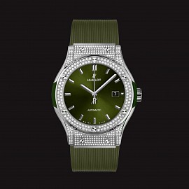 Hublot Classic Fusion Titanium Green Pave Diamonds 42mm Cao Su