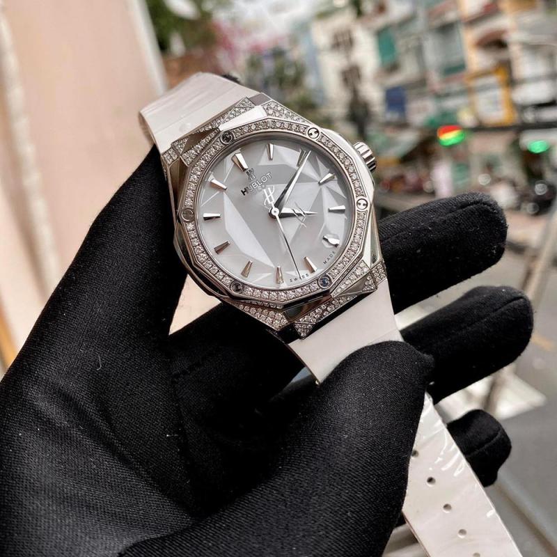 /images/image.php?width=1000&image=/admin/sanpham/Hublot-Big-Bang-One-Click-Steel-Diamonds-White-39mm-2_5500_anhkhac1.jpg