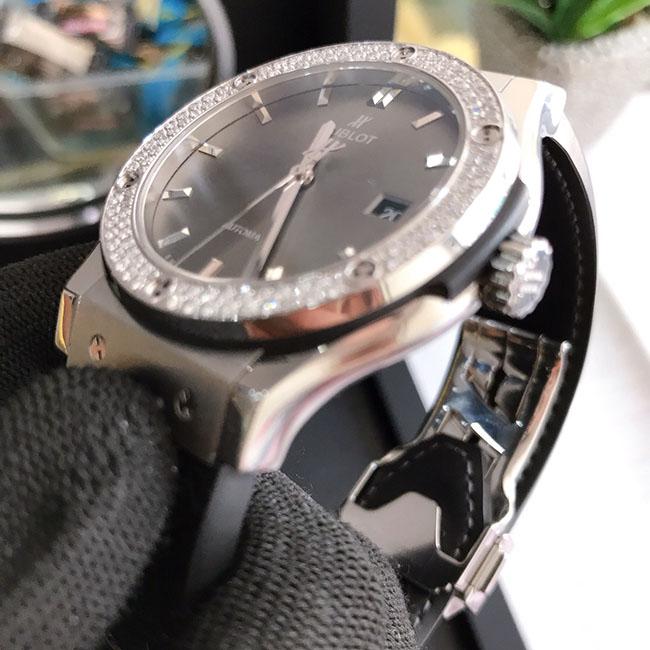 /images/image.php?width=1000&image=/admin/sanpham/Hublot-Classic-Fusion-Racing-Grey-size-42mm3_1928_anhkhac3.jpg