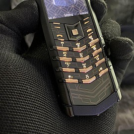 Vertu signature s pure black rose gold porsche design
