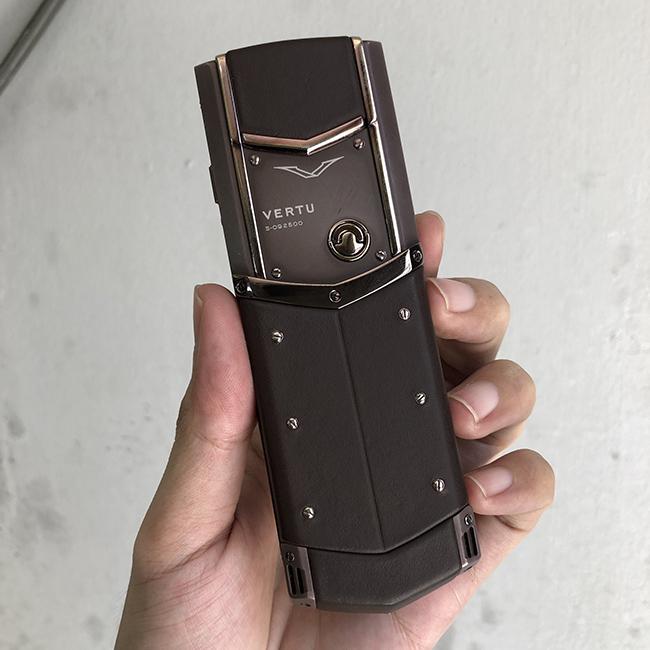 /images/image.php?width=1000&image=/admin/sanpham/Vertu-signature-s-pure-brown-chinh-hang2_1970_anhkhac1.jpg