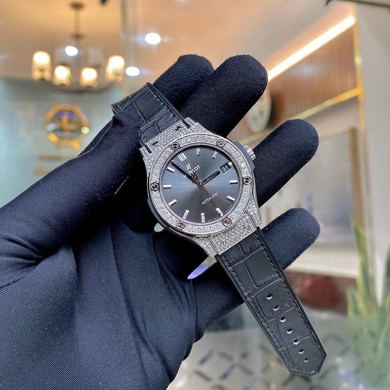 /images/image.php?width=1000&image=/admin/sanpham/hublot-classic-fusion-38mm-Grey-Diamond-pave-3_5540_anhkhac2.jpg