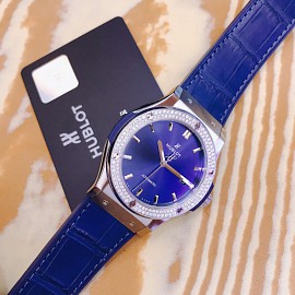 Hublot Classic Fusion Navy 42mm vành kim(NAM)