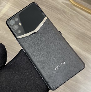 VERTU 5G DA ĐEN LƯỚT