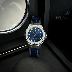 Hublot Classic Fusion Titanium Navy 38mm Lướt