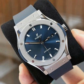 Hublot Classic Fusion Navy Rubber New