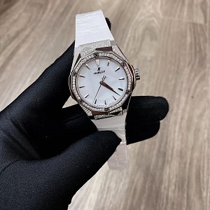 Dịp 20 tháng 10 nên tặng gì ?