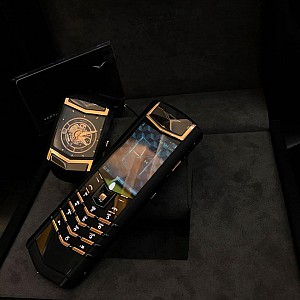 VIDEO: Bộ đôi hoàn hảo: đồng hồ Vertu và điện thoại Vertu signature s đẳng cấp