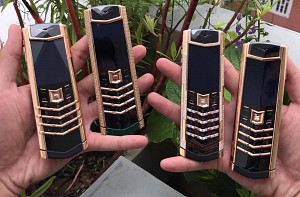 Tại sao mua bán Vertu signature chính hãng vẫn hot?