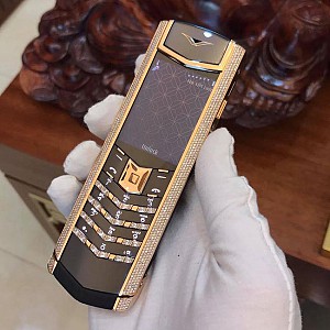 VIDEO: Đẳng cấp thượng lưu : Vertu signature s yellow gold full pave baguette diamonds bag