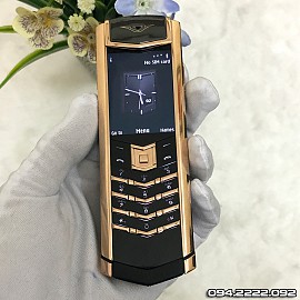 Vertu Signature S vàng hồng (rose gold) lên vỏ